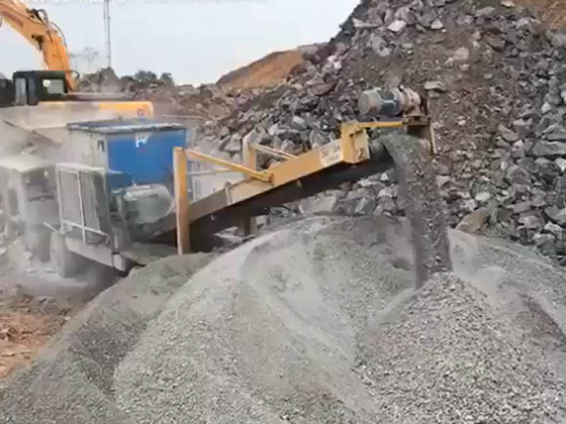 履帶式移動(dòng)破碎站 履帶式移動(dòng)破碎站